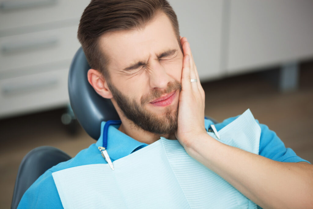 emergency dentist in Tarzana